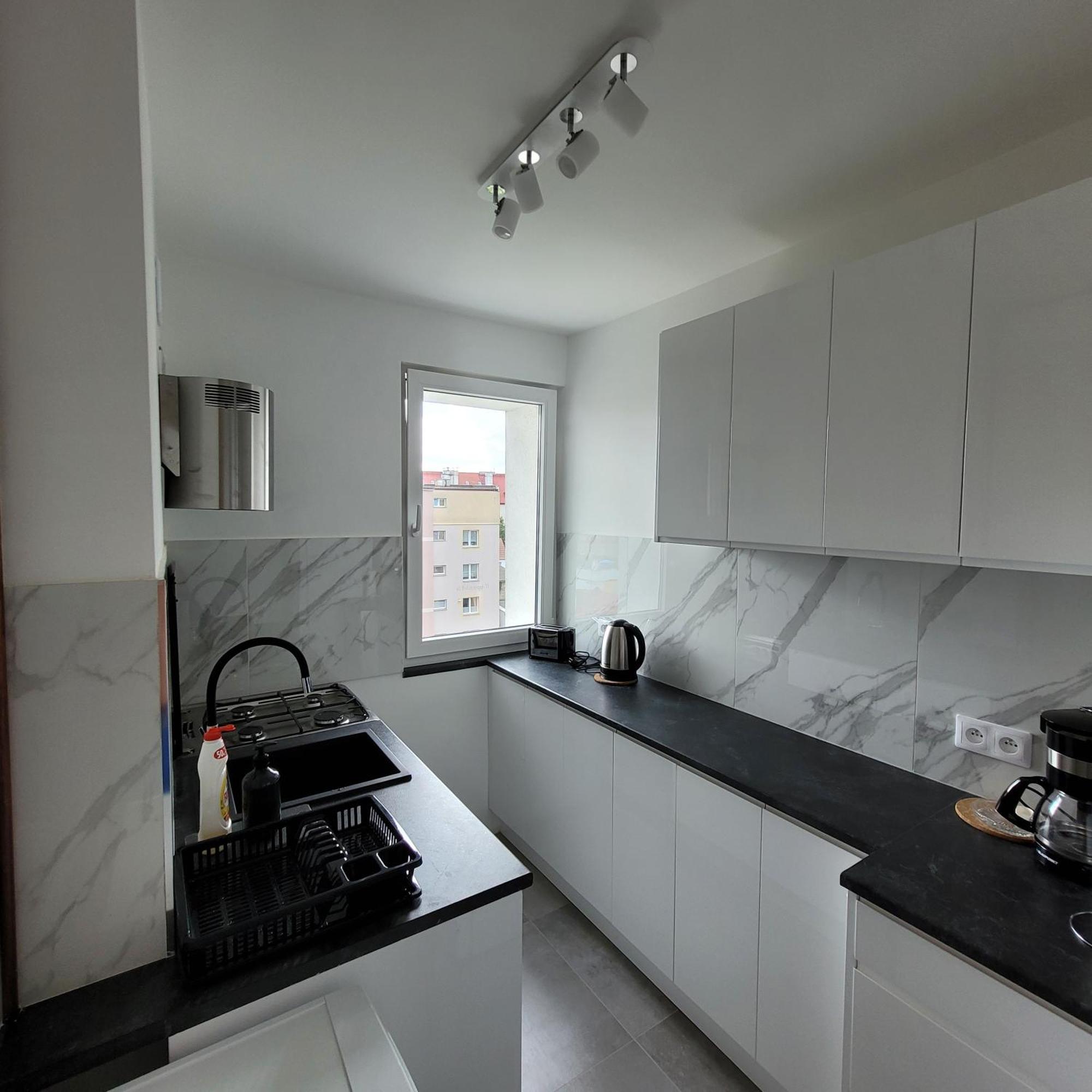 Апартаменти Walecznych 10, Brzezno *